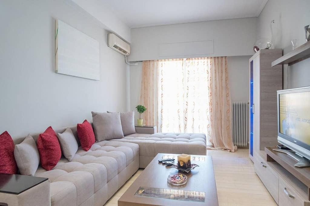 Spacious And Luxurious Apartment In Athens Center Екстер'єр фото